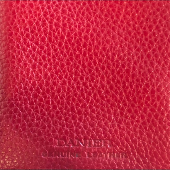 Danier - Genuine Leather Wallet - Picture 6 of 11